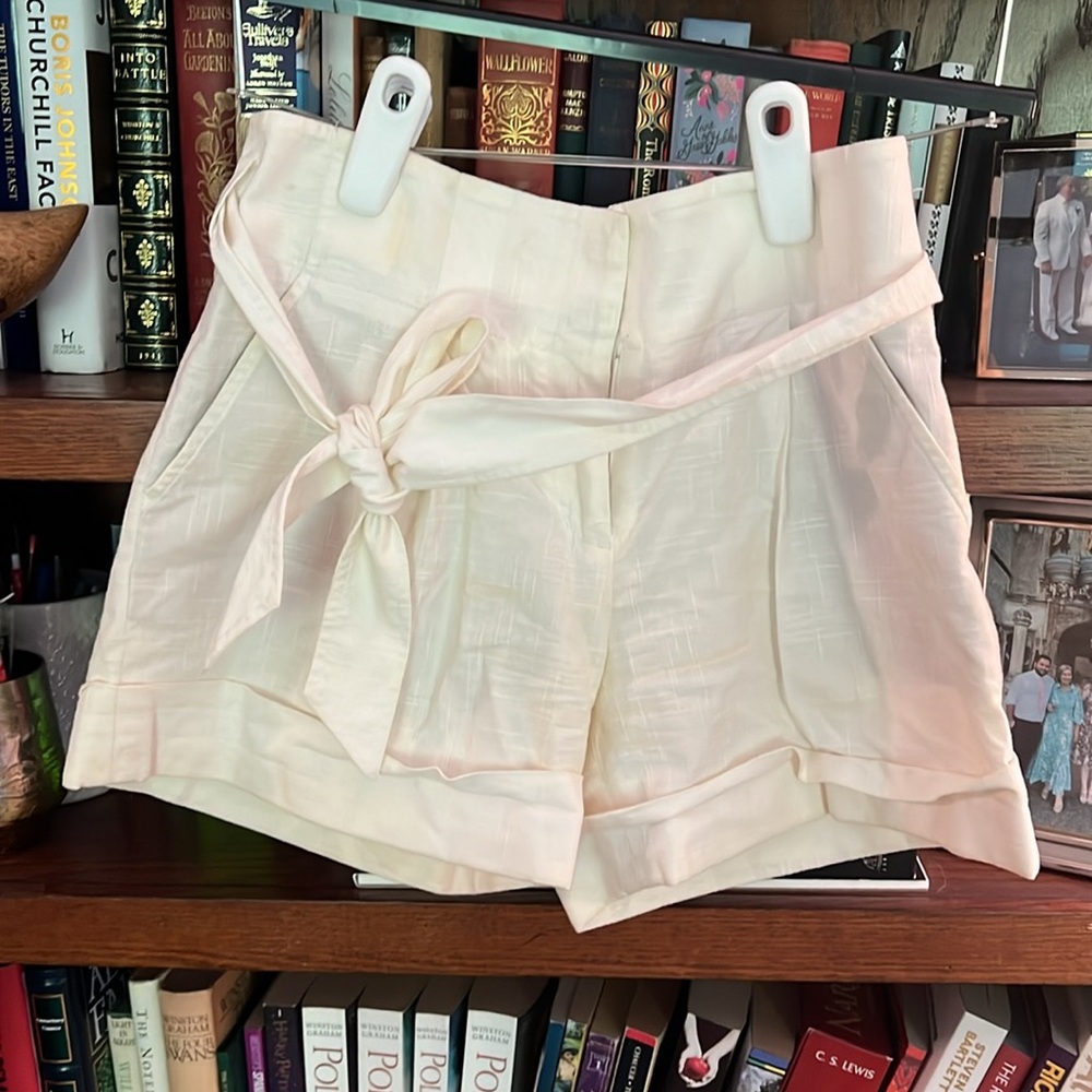 BCBG linen white shorts with belted tie